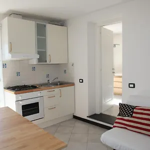 https://appartamento-lizza.hotelitalianriviera.com